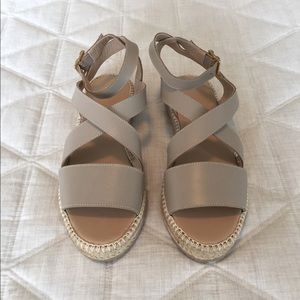 NWOT Kaanas Peoria Sandal Size 8 in Clay